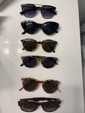 Set of 6 pairs of sunglasses